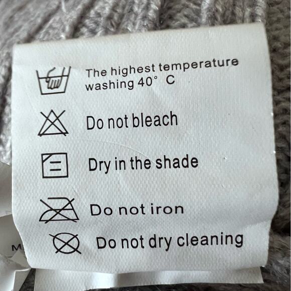 NWT Avantlook Artsy Grey Chunky Rib Knit Asymmetrical Cut Mini Dress / Tunic - S - Picture 6 of 9